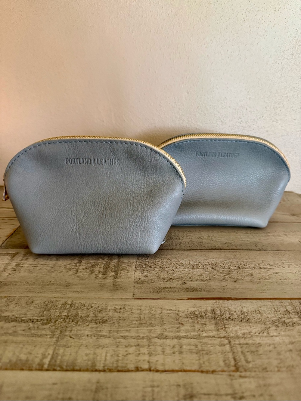 VGUC Portland Leather Bella Makeup Bags Smaller Size